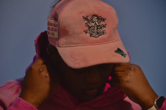 VELVET METAMORPHOSIS TRUCKER